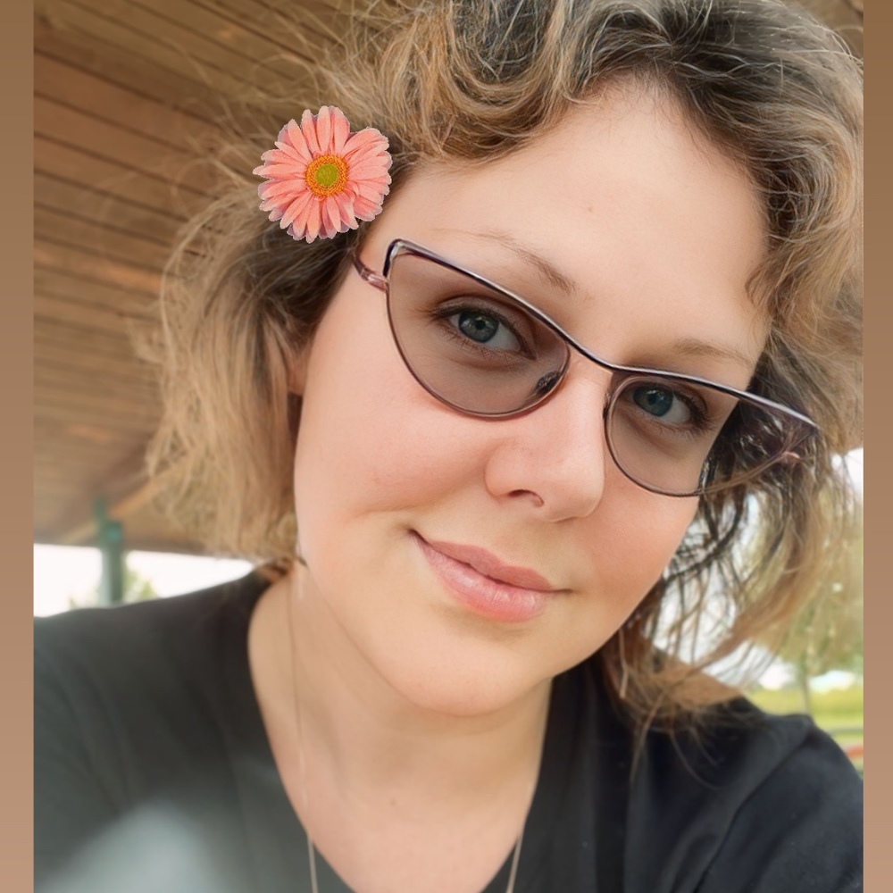 Meet your Posher, Jessica